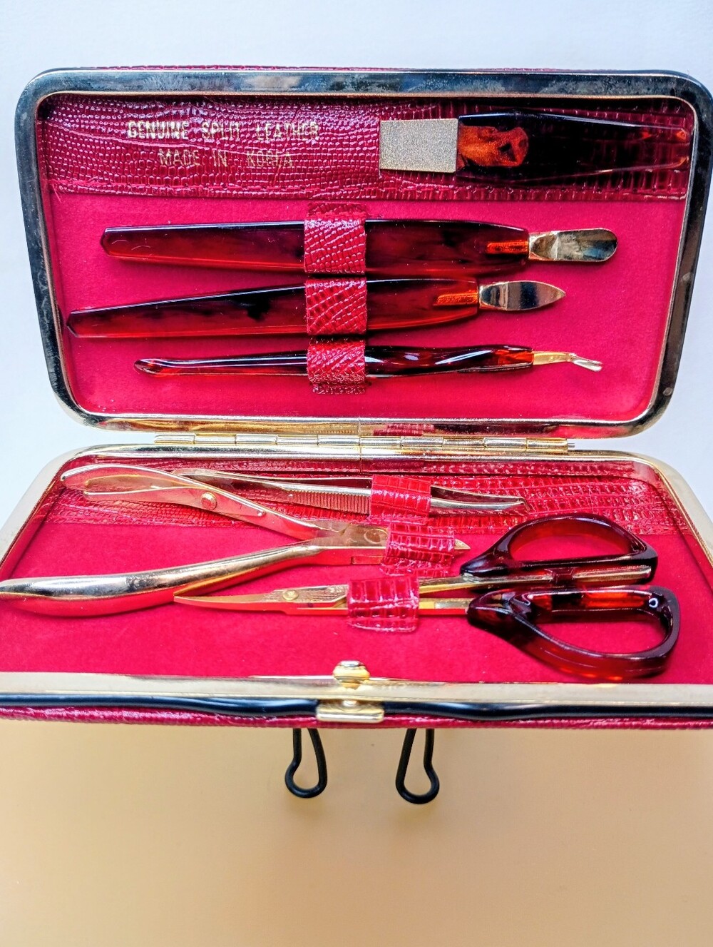 Manicure Set - Embossed Red Leather